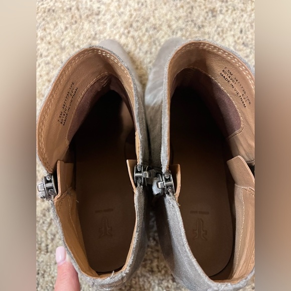 FRYE Judith bootie Double zip Suede Sz 7.5 - Picture 7 of 9